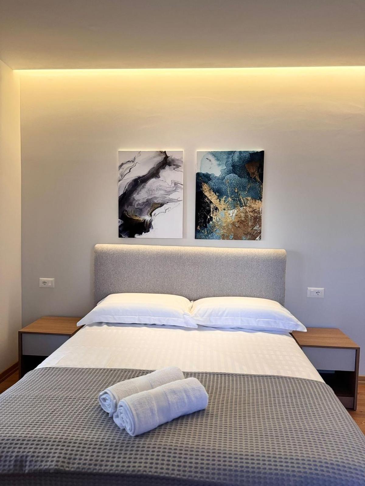 Izi Boutique Apartment Tiranë Luaran gambar