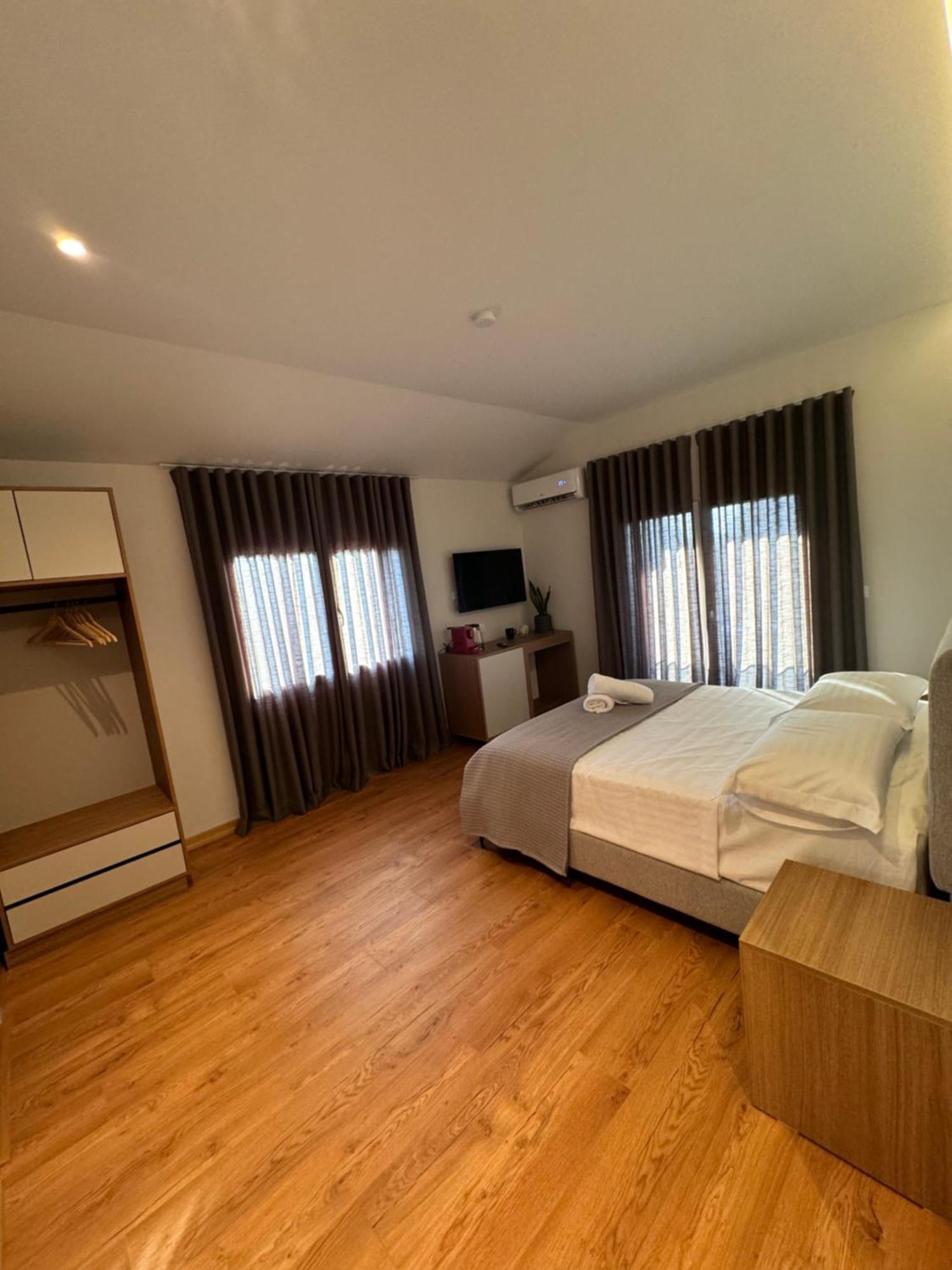 Izi Boutique Apartment Tiranë Luaran gambar