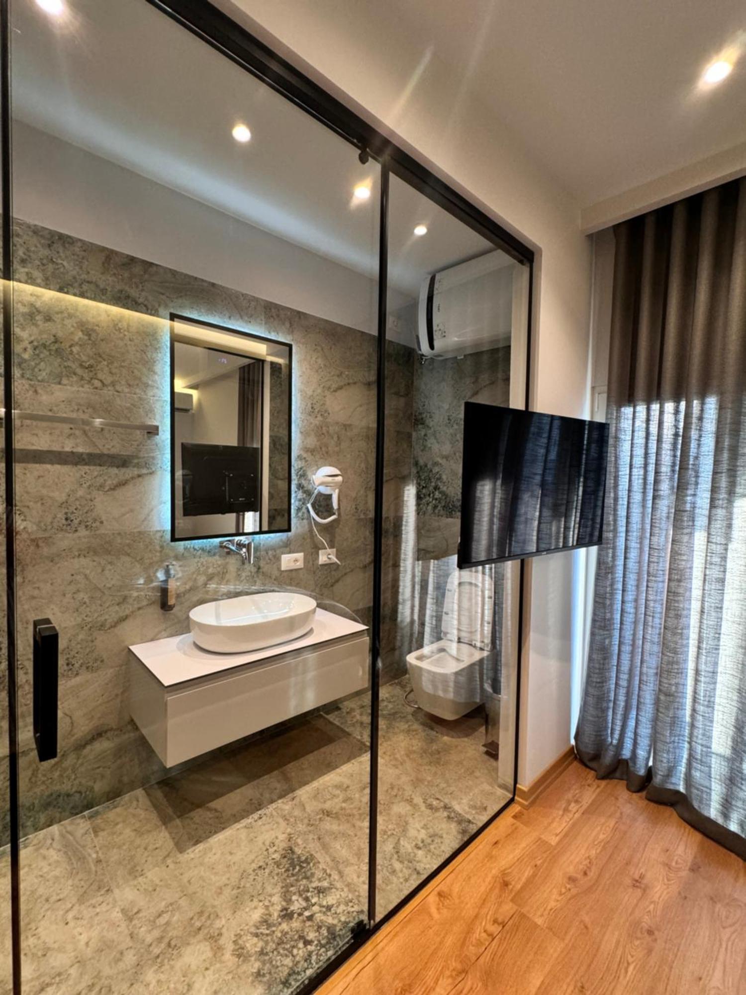 Izi Boutique Apartment Tiranë Luaran gambar