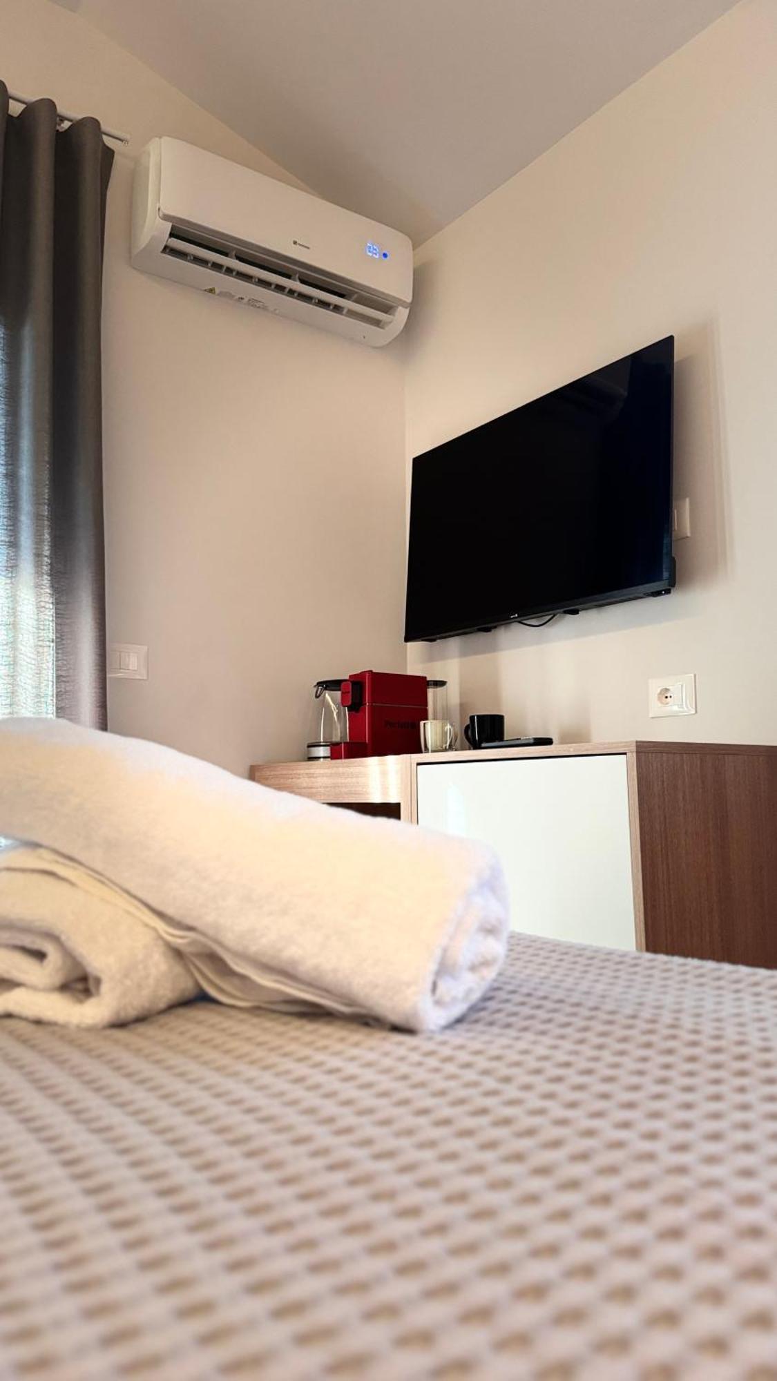 Izi Boutique Apartment Tiranë Luaran gambar